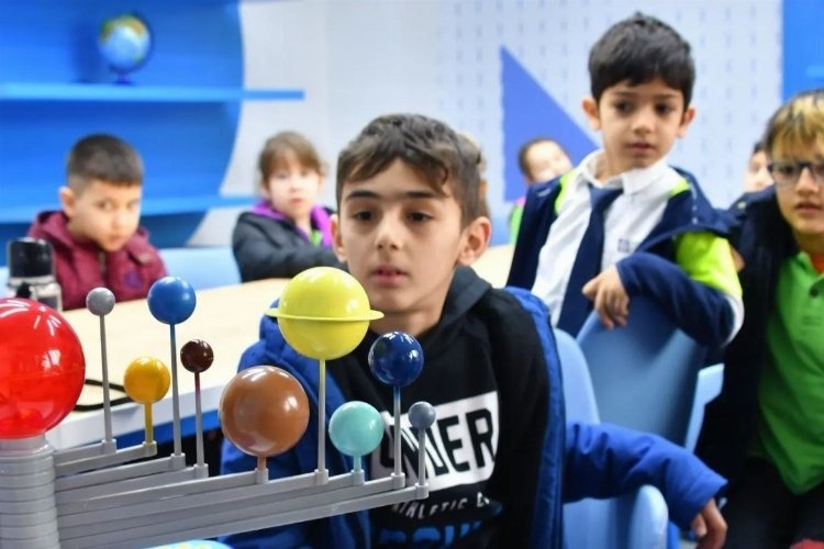 Samsun'da çocuklar 'Bilim'le buluştu