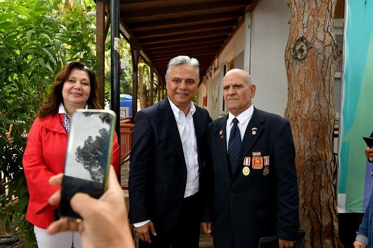 Antalya Muratpaşa Belediye Başkanı Uysal,Gazi ve şehit aileleriyle buluştu