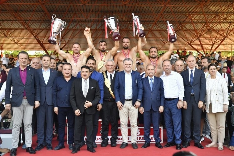 Türkiye'nin yeni başpehlivanı seçildi