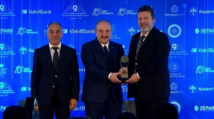 SBÜ’de Gurur Günü: Teknopol İstanbul’a Bakan Varank’tan Ödül