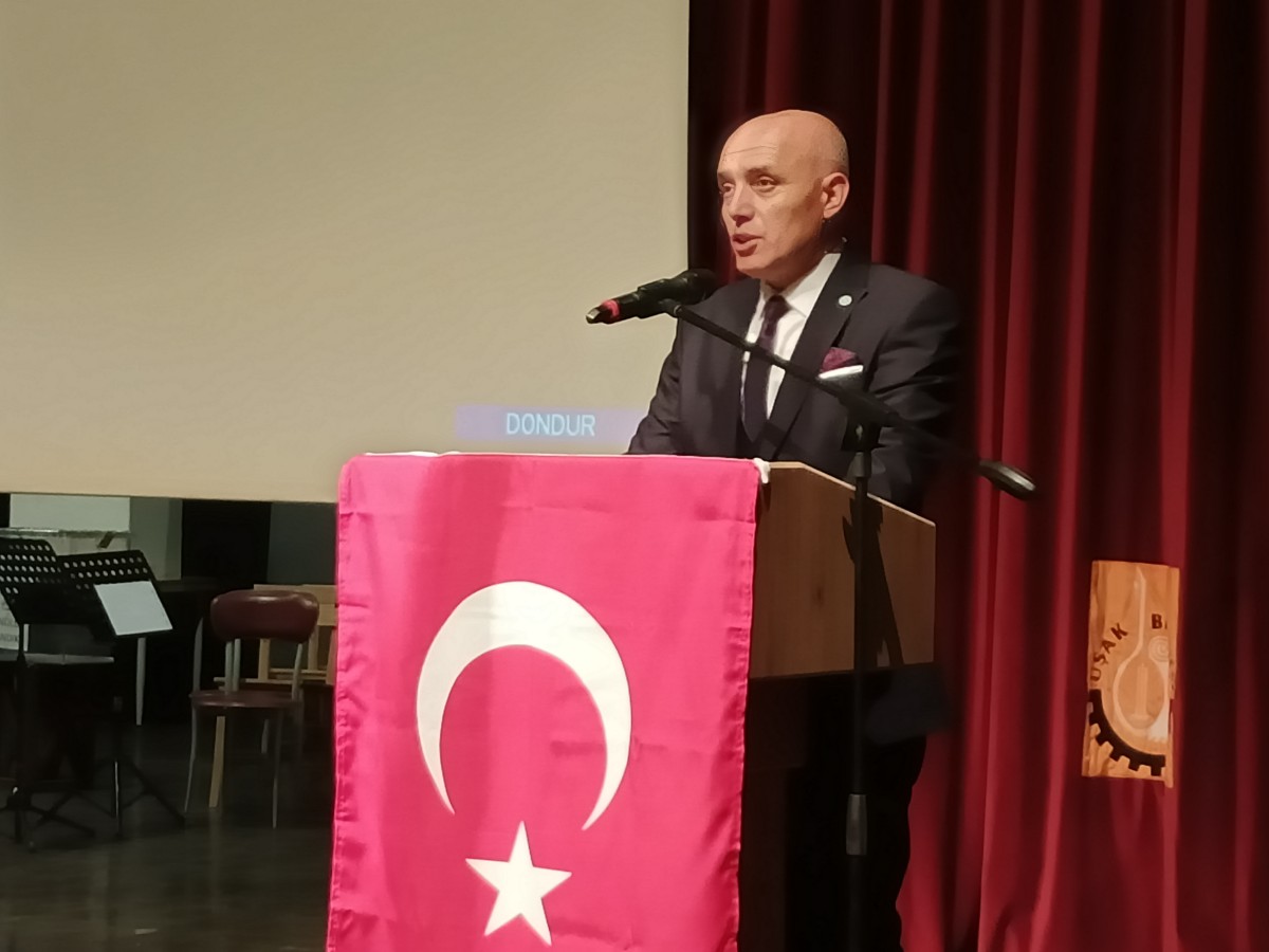 Uşak İYİ Parti Merkez İlçe Başkanlığına mevcut Başkan Murat Taşkın seçildi